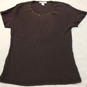 Sequin Neck Detailed Tee